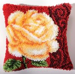 Coussin point noué rose blanche