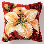 Coussin point noué Fleur blanche