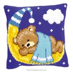 Coussin ourson sur la lune bleu