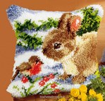 Coussin point noué Lapin et rouge gorge