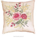 Coussin roses et mimosa