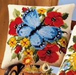 Coussin Fleurs et Papillon Bleu