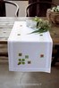 Chemin de table trfles et coccinelles
